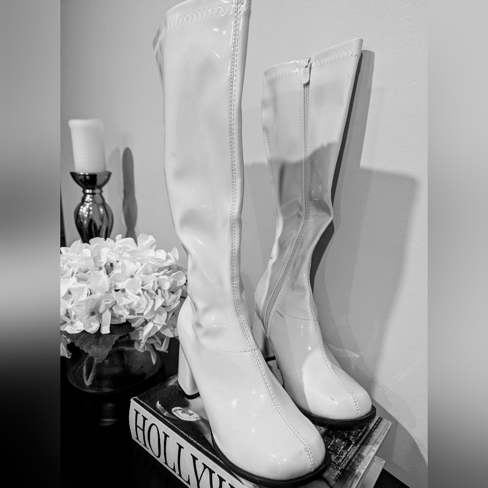 ELLE White Gogo Boots - Picture 2 of 3
